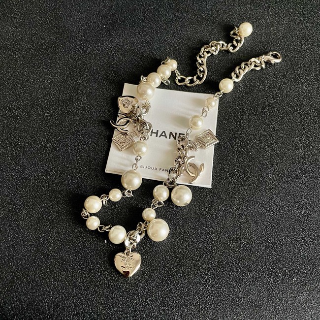 Chanel necklace CE81977