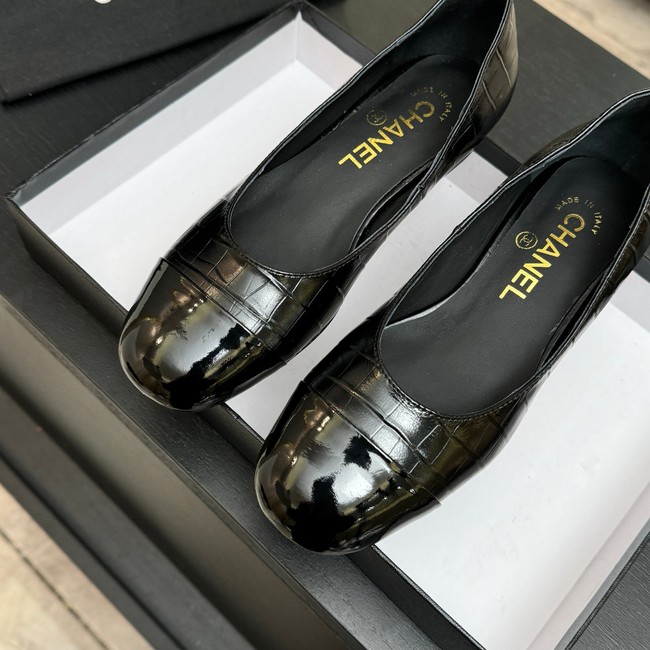 CHANEL Ballet flats 66947-3