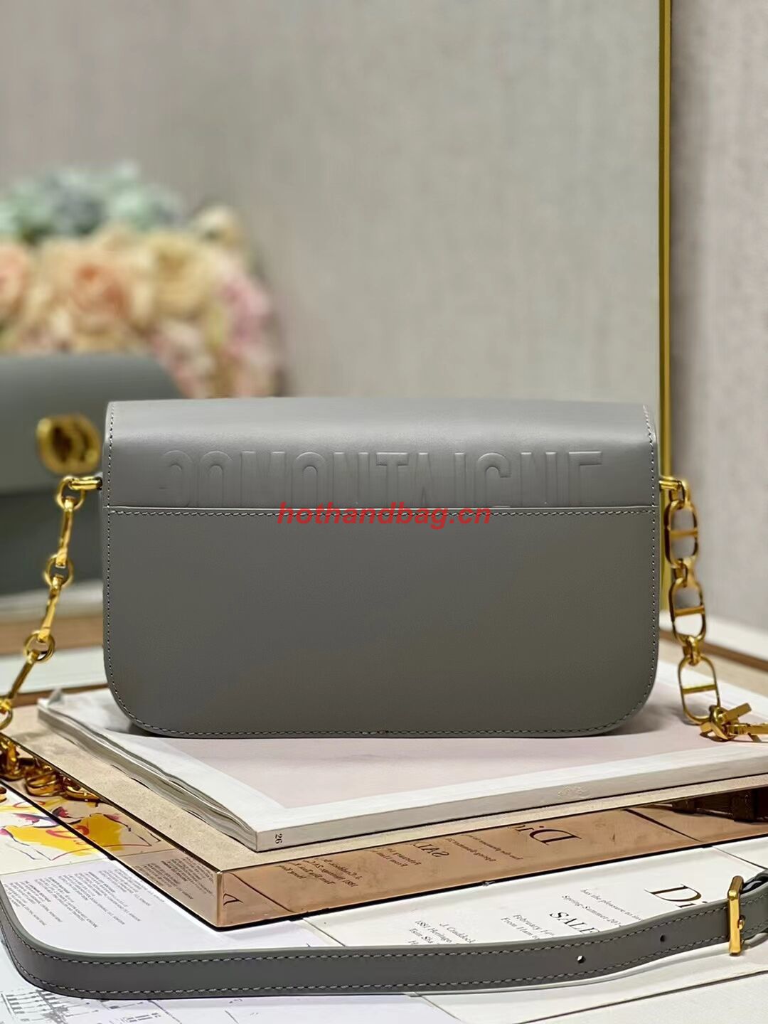 Dior 30 MONTAIGNE AVENUE BAG Dusty Box Calfskin M9260 Ethereal Gray Dior 30 MONTAIGNE AVENUE BAG Dusty Box Calfskin M9260 Ethereal Gray