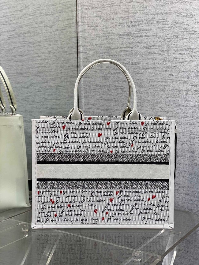 Medium Dior Book Tote Dior Oblique Embroidery and Calfskin M1324CZ-1