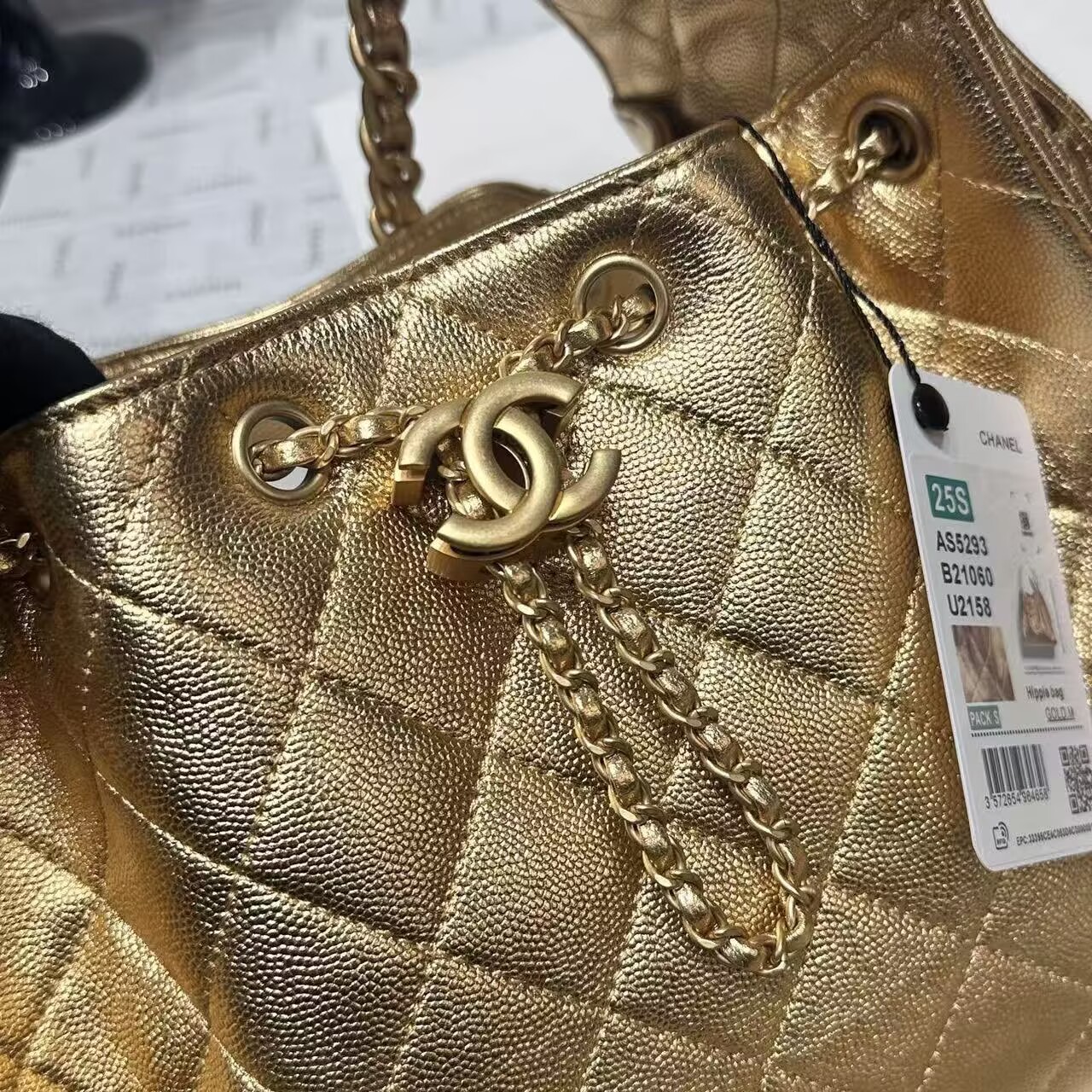 CHANEL 25 SMALL HANDBAG AS5293 New Gold CHANEL 25 SMALL HANDBAG AS5293 New Gold