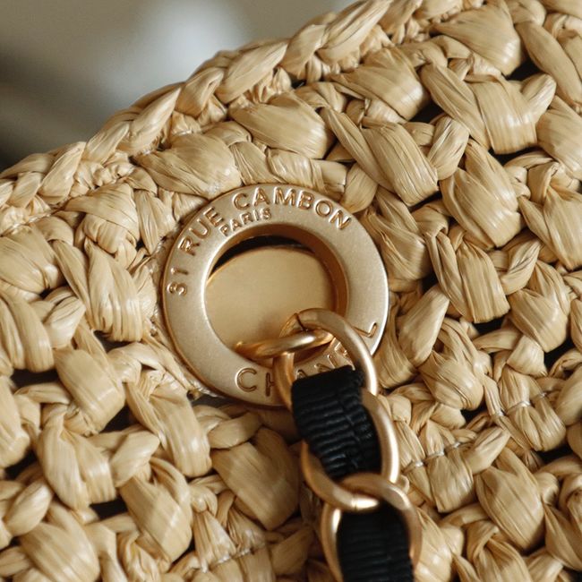 CHANEL Braided Straw Shoulder Bag AS5955 Apricot and black CHANEL Braided Straw Shoulder Bag AS5955 Apricot and black